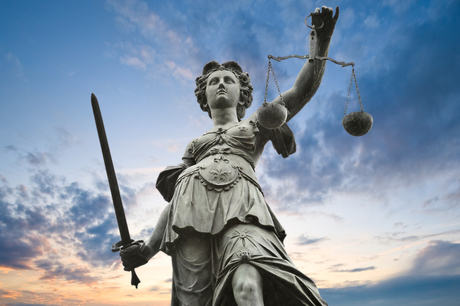 十年騙貸路，3000萬終成階下囚：上海刑事辯護(hù)律師揭秘騙貸定罪之謎