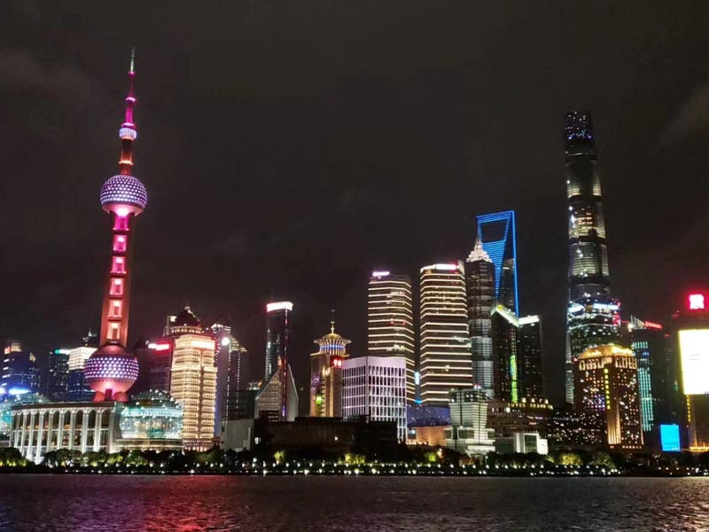 以單位名義將公款借給其他單位使用如何認定？上海刑事訴訟辯護律師來回答