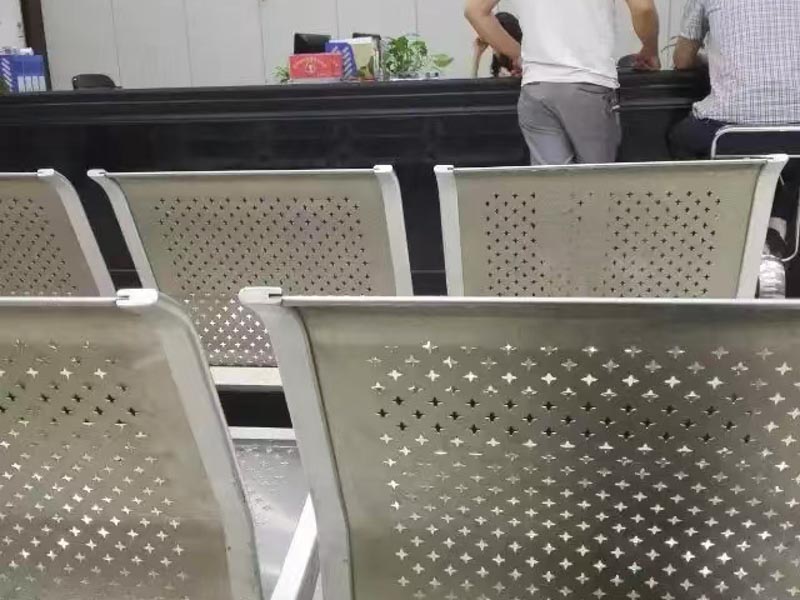 為親友非法牟利如何判？靜安刑事律師來告訴你