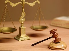 小偷來我家偷東西結果他把我放家里的毒藥吃了