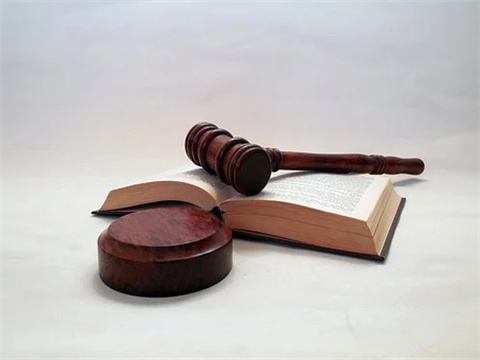 青浦區金澤刑事律師談上海刑事案件找什么樣律