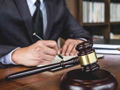 上海刑事律師揭秘：敲詐勒索行為犯的罪與非罪
